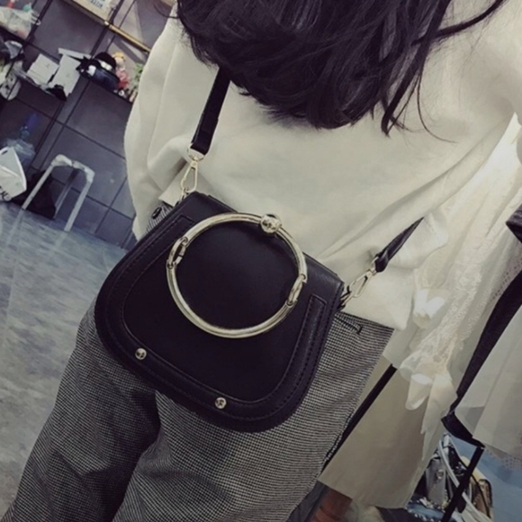 The It Bag Similar To Dakota NWOT - Picture 5 of 7